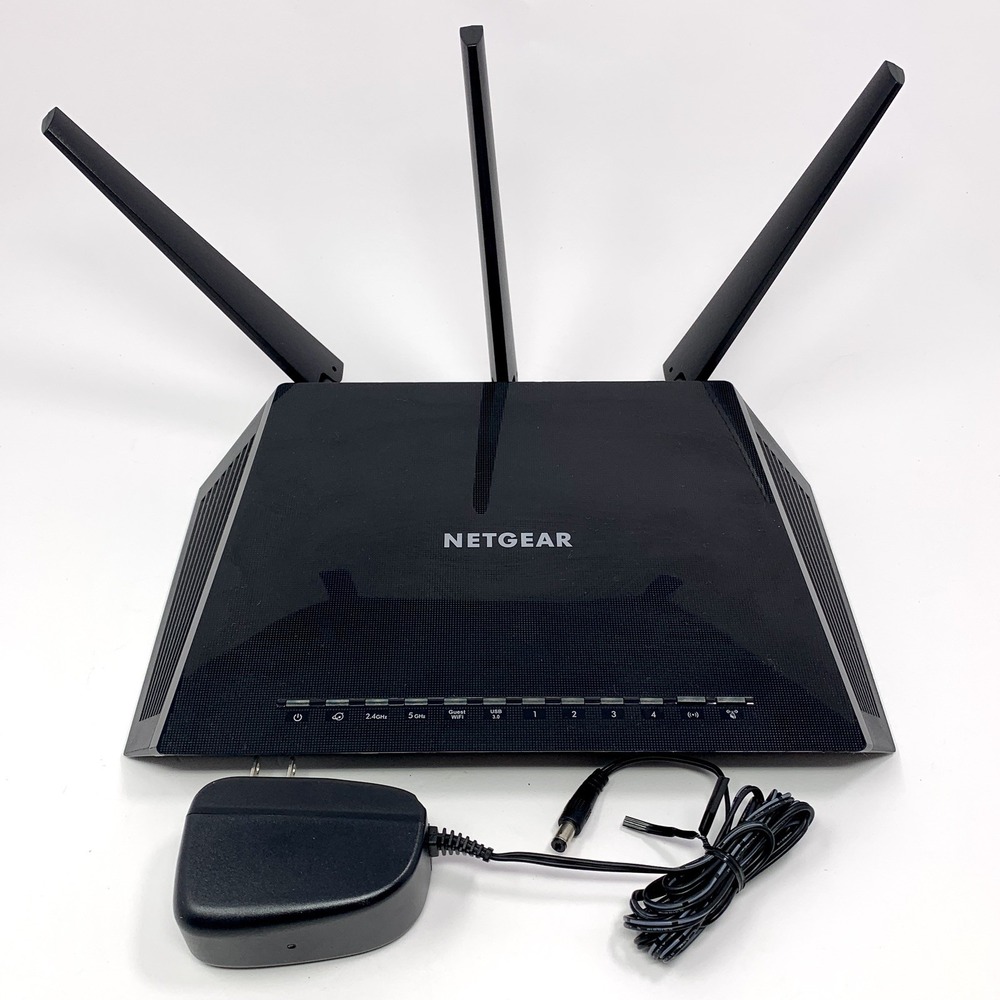 NETGEAR Nighthawk AC2600 Smart WiFi Router #R7450 2.4 GH